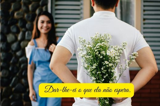 A mesóclise é um exemplo de colocação pronominal no qual o pronome fica no meio do verbo.